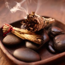 What’s Smudging – Using Essential Oils for Clearing Energy